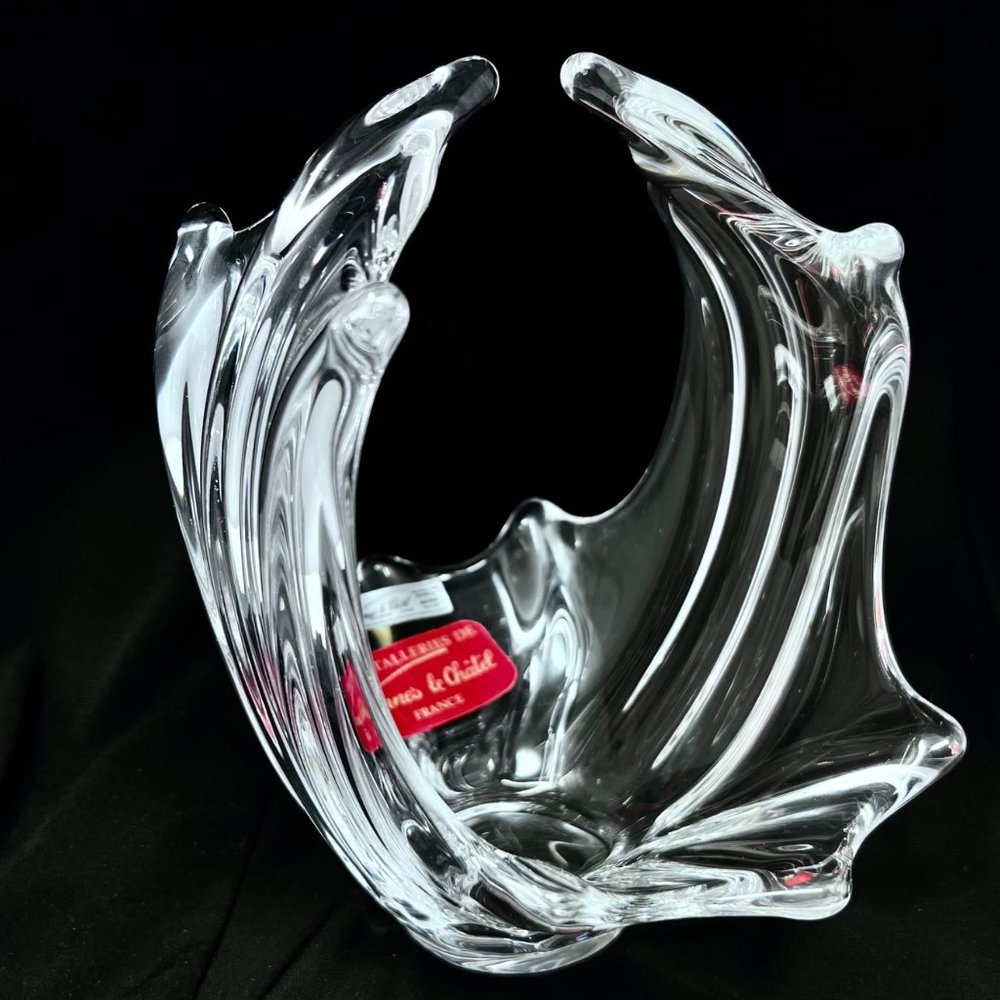 Cristallerie de Vannes Le Chatel France Crystal Bowl‎ Basket Open Handle 7.5"